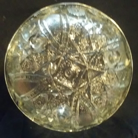 Molded glass bowl - Picture 2 of 3